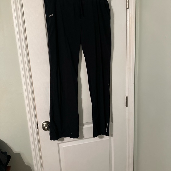 under Armour lightweight pants - Picture 2 of 6